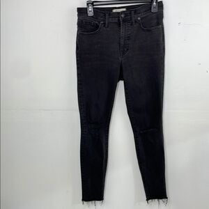Madewell Black 9” High-Rise Skinny Jeans Distressed with Raw Hem size 28